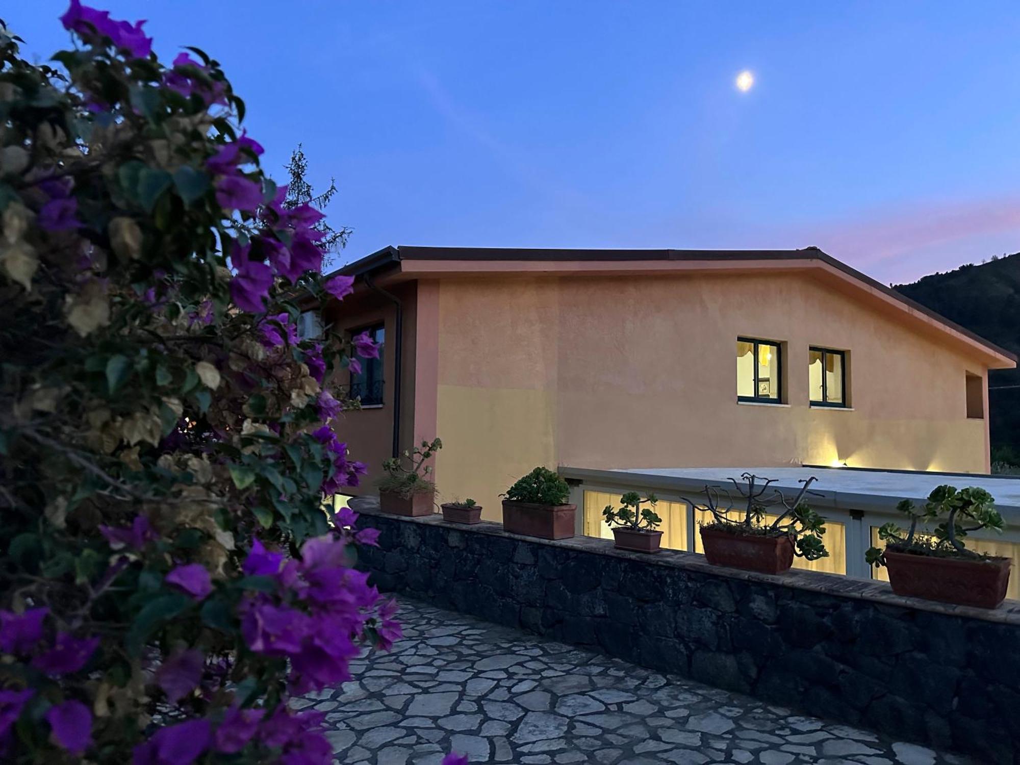Casale Romano Resort E Relais Мотта-Камастра Экстерьер фото