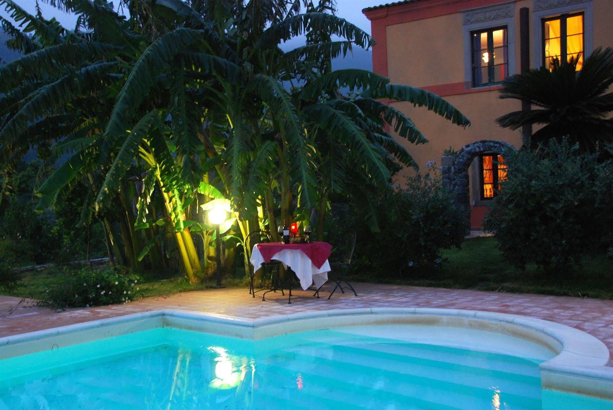 Casale Romano Resort E Relais Мотта-Камастра Экстерьер фото